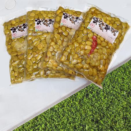 1 كيلو زيتون أخضر منكه بالزعتر والحامض