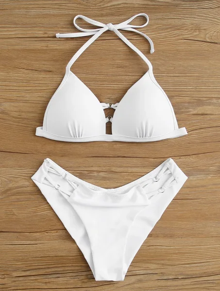 Bikini avec ras-du-cou