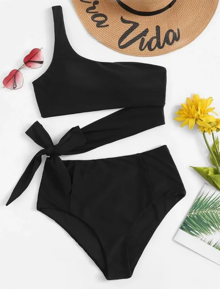 Bikini asymétrique avec nœud