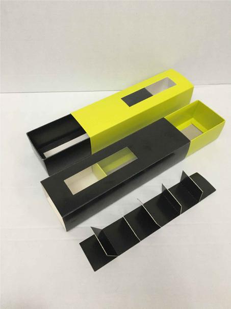 مجموعة (50) كرتون مكس طويلة لونين