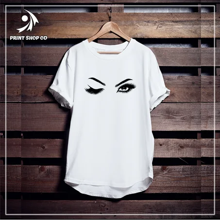 عيون جميلة جدا