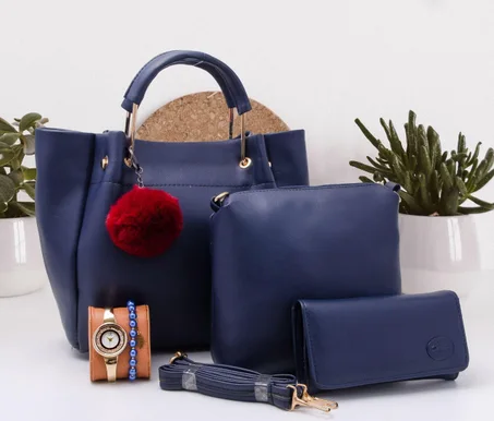 Sac à main bandoulière 4 pieces Confectionné en cuir