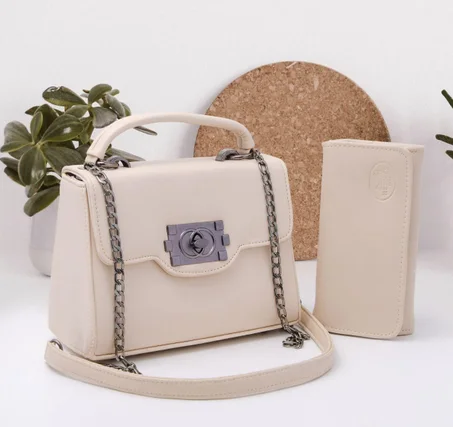 Sac à main femme très chic et élégant