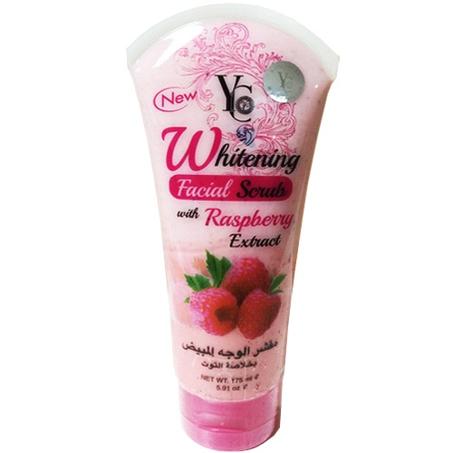 مقشر الوجه من YC بخلاصة التوت