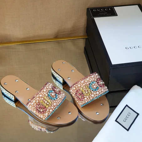 Women's sequin slide sandal