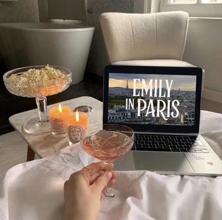 NETFLIX & CHILL COLLECTION