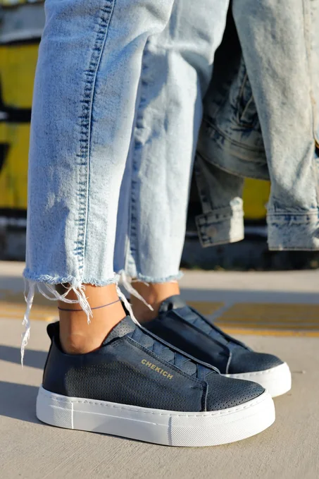 Women's Navy Blue Sport Shoes