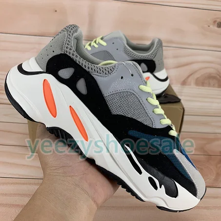 700 Wave Runner Reflective Kanye Running Shoes OG Solid Grey