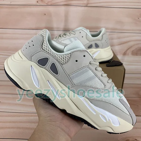 700 Wave Runner Reflective Kanye Running ANALOG