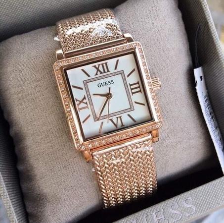 Montre Guess W0826L3 - Montre Cristal Acier Femme