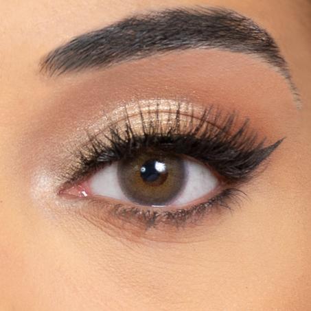 GREY  ( Lentilles de couleur GRISE 3 mois   ;  عدسات رمادية لثلاثة أشهر)