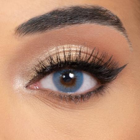 TOPAZE   ( Lentilles de couleur bleu ;  عدسات زرقاء لثلاثة أشهر ) DISPONIBLE EN CORRECTION de -0.50 à -5.00 en palier de 0.50