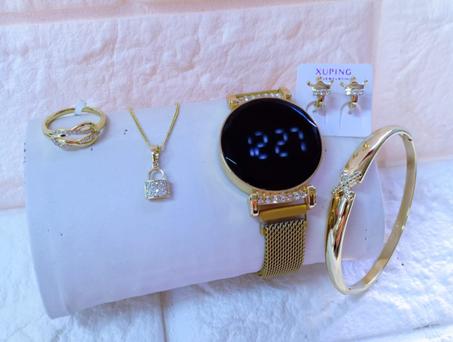 عرض اسثتنائي باك xuping نسائي متميز متوفر ب 3 أشكال