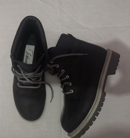 brodequin Bata très bon état