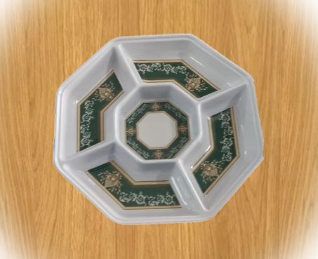 صحن وضع المقبلات من النوع الجيد