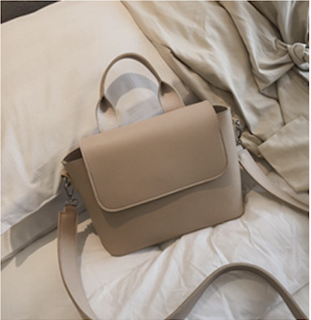 กระเป๋าสุภาพเรียบร้อย ZM0001