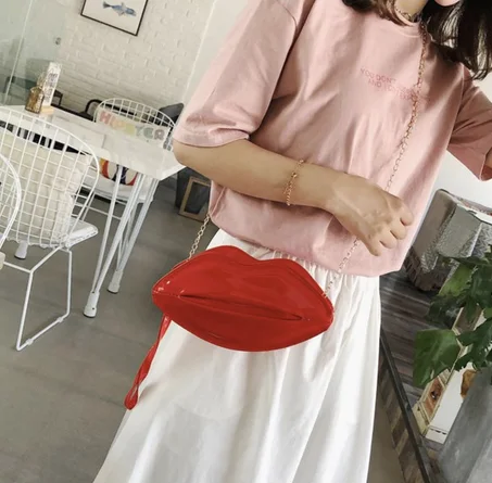 กระเป๋า เซ็กซี่รูปปาก Zm0019